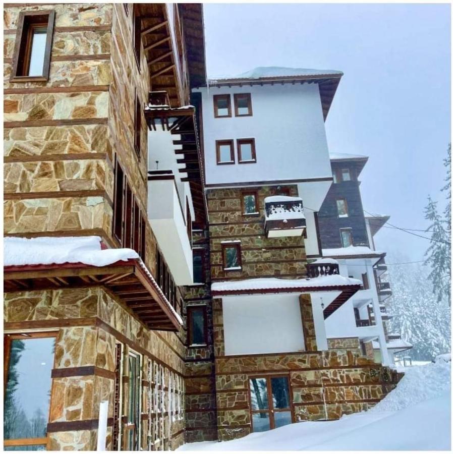 Апартаменти И Стаи За Гости "Алекс" Pamporowo Exterior foto